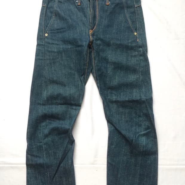 리바이스 레드 엔지니어드진 Cropped Ankle Jeans