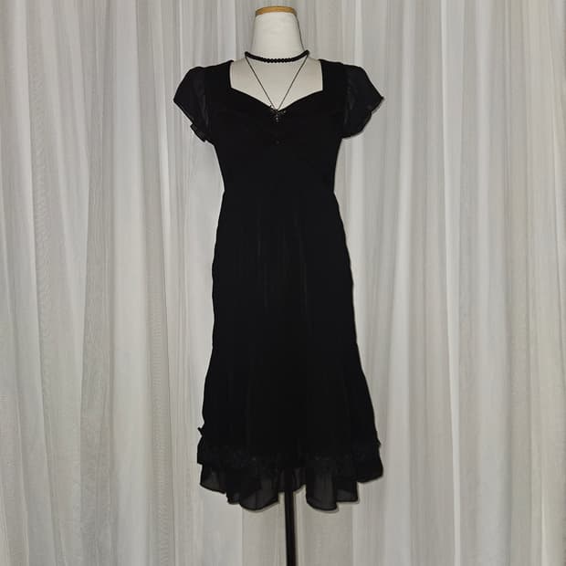 durer 블랙 슈슈룬 바닐라 히메 드레스