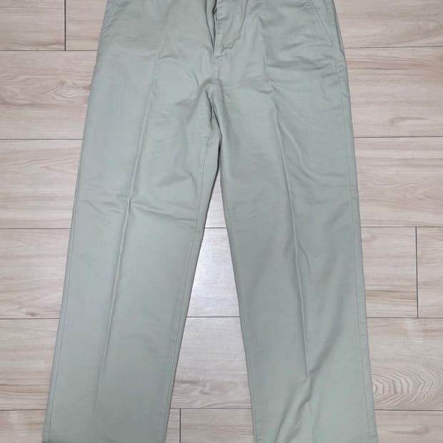 [31] 무신사 스탠다드 와이드 치노 팬츠 그레이쉬 베이지 팝니다