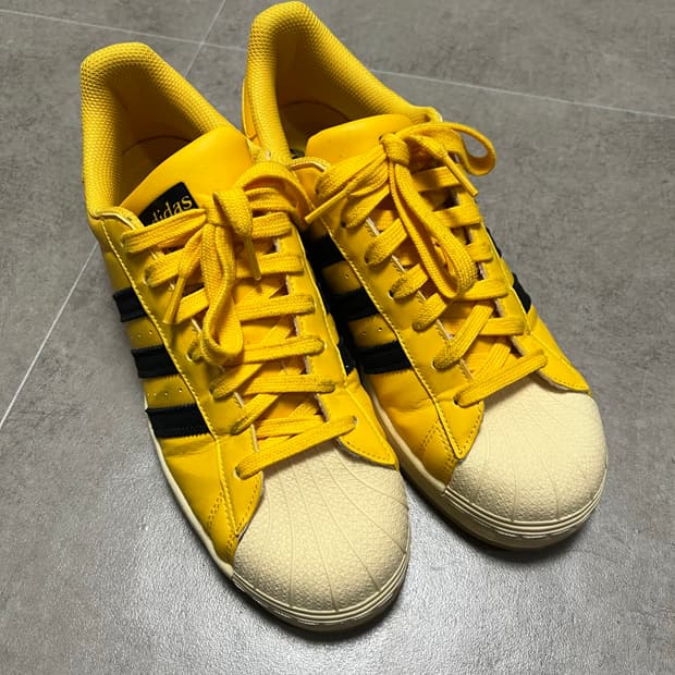 아디다스 슈퍼스타 275