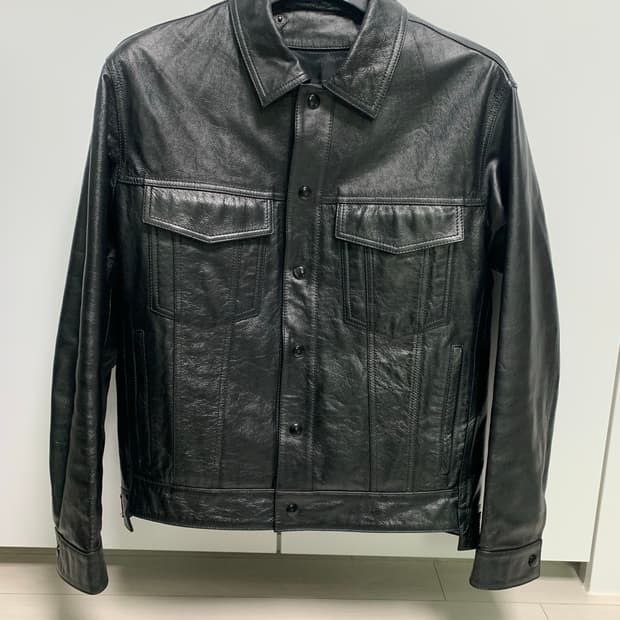 솔리드옴므 레더 트러커 자켓