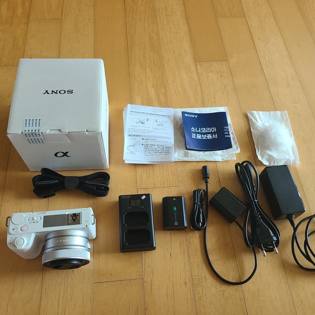 소니 ZV-E10M2 + 1650 OSS II 화이트 미러리스 풀박스