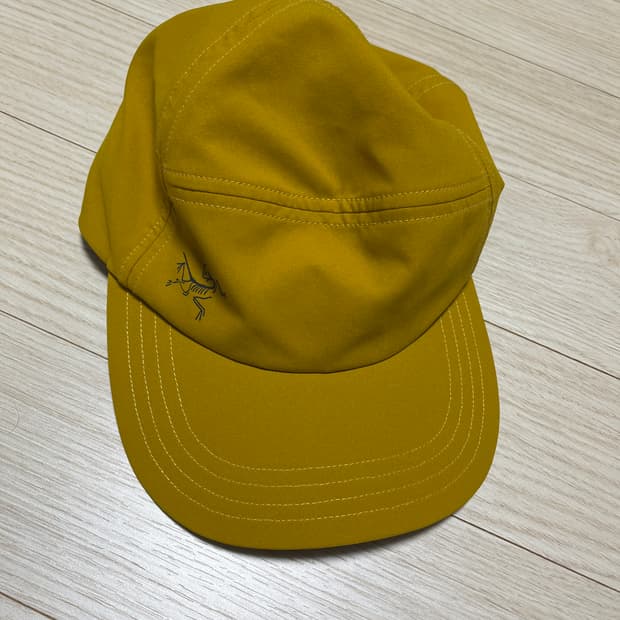 아크테릭스 모자