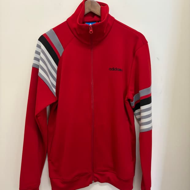 N72. 아디다스 져지