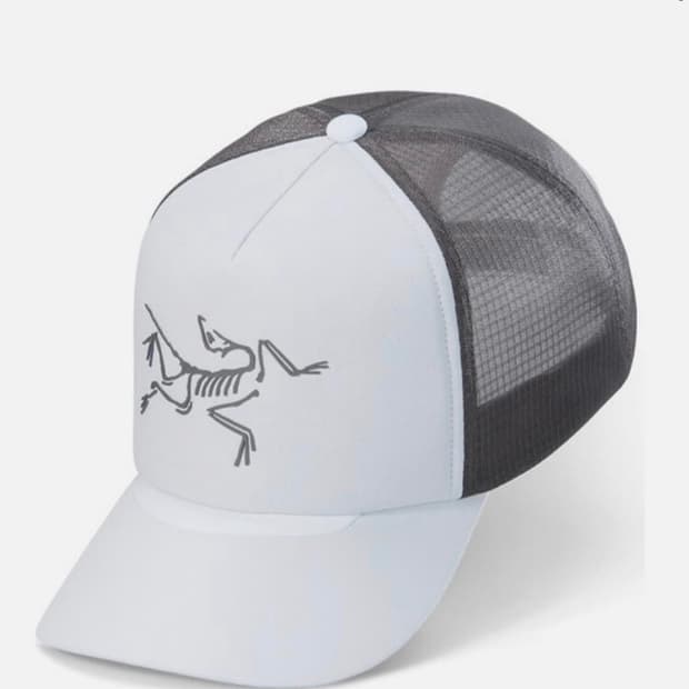 아크테릭스 버드 커브드 브림 트러커