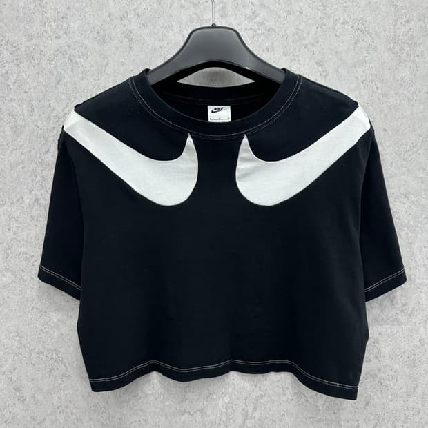 100 나이키 더블스우시 여자 루즈핏 크롭 반팔 티셔츠