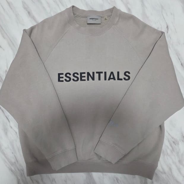 피오갓에센셜 크루넥 스웻셔츠