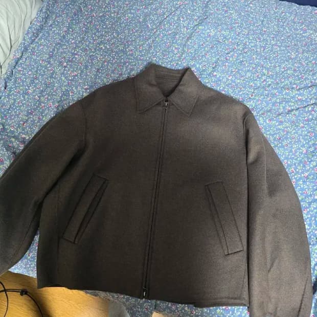 쿠어 MTR 핸드메이드 플리츠 자켓(멜란지 브라운)