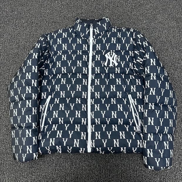 MLB 엠엘비 모노그램 양키스 패딩 점퍼 L