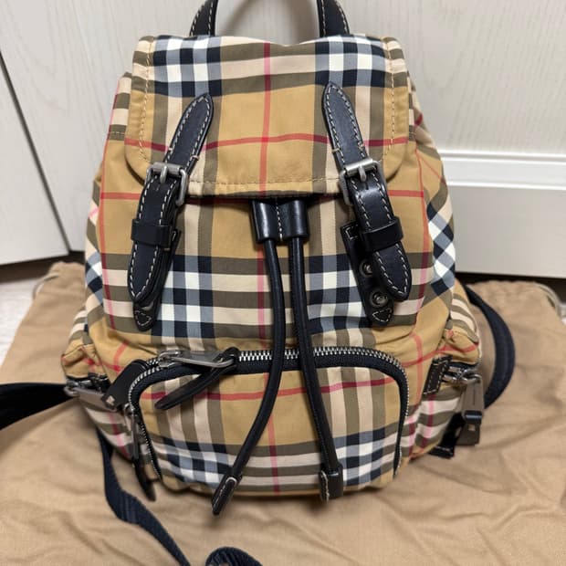 Burberry 버버리 스몰빈티지체크 백팩 