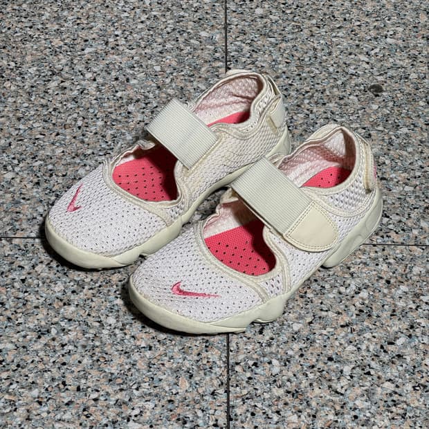 나이키 에어리프트 GS 세일 핑크 아쿠아 여름 샌들
