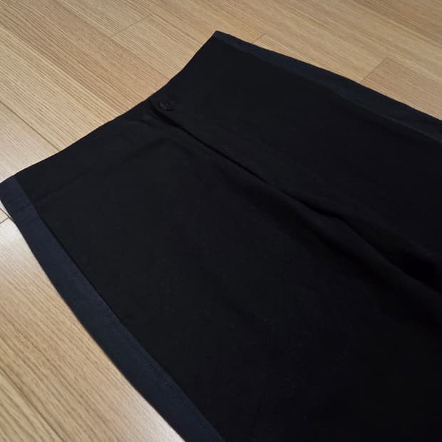 타임 옴므 사이드 라인 포인트 세미 와이드 슬랙스  