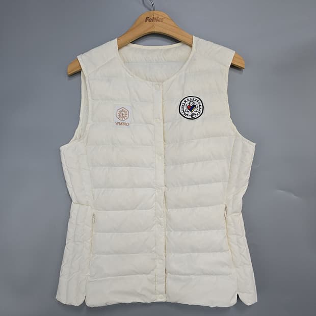 까스텔바작(Castelbajac) 경량 덕다운 베스트 95