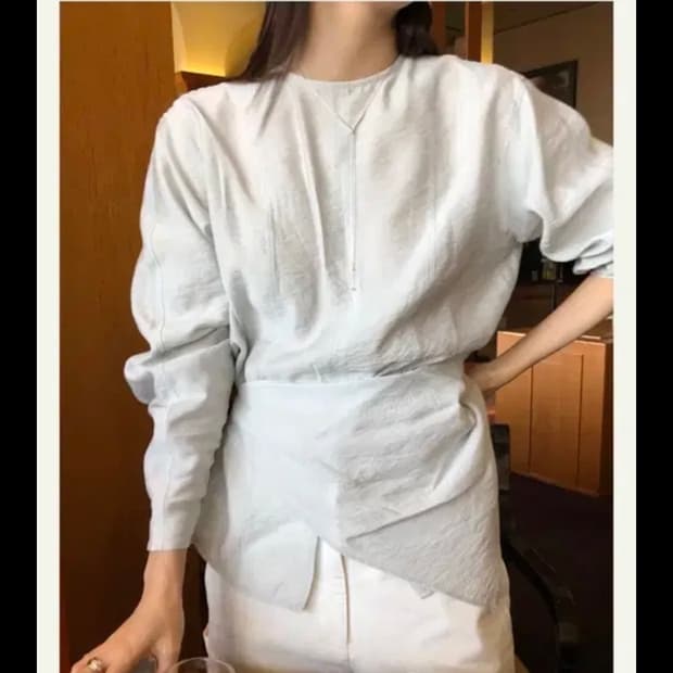 시무어 페르소나 스카프 블라우스