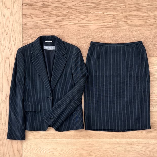 막스마라 핀스트라이프 재킷 스커트 셋업
