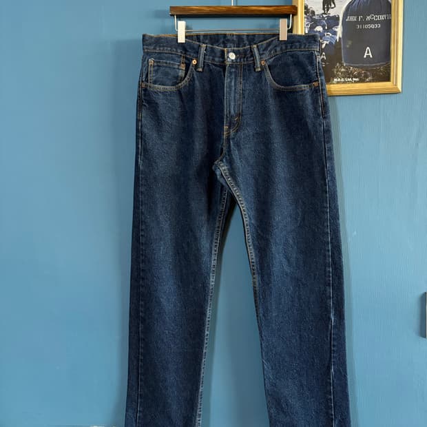 00‘s Levis 505 Denim pant. 
