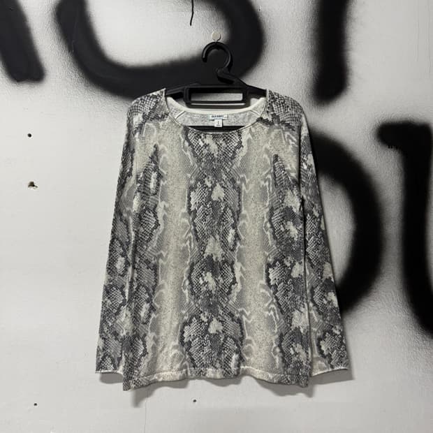 VTG 빈티지 그레이 파에톤 파이톤 애니멀 패턴 롱슬리브