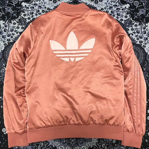 아디다스 빅로고 로즈골드 삼선 봄버 져지 트랙탑 100