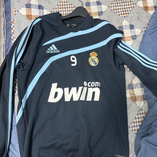 레알 레트로 트레이닝복