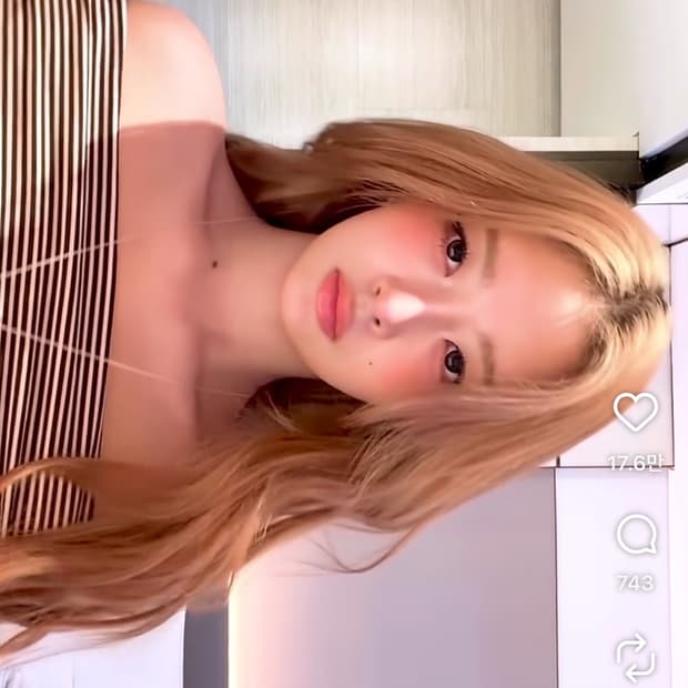 유희 오프숄더 원피스