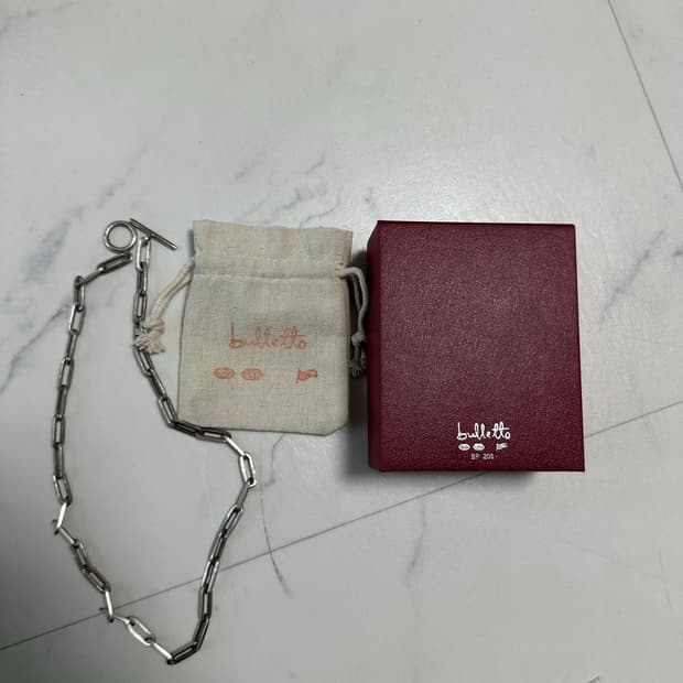 불레또 목걸이