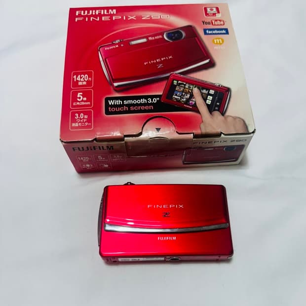 후지필름 Z90 레드