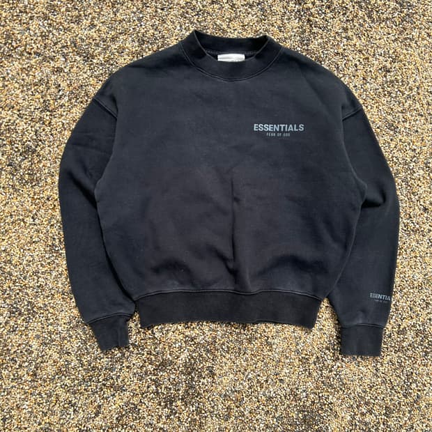 에센셜 (Essentials)블랙 맨투맨