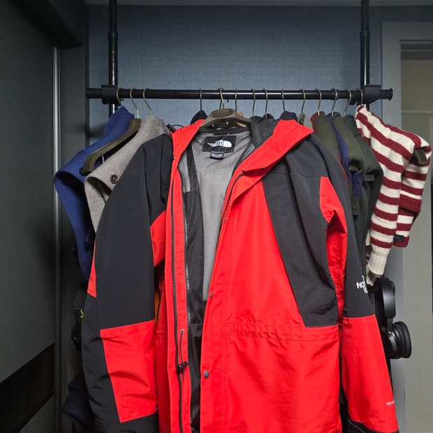 노스페이스 1994 레트로 마운틴  퓨처라이트 자켓 판매합니다.