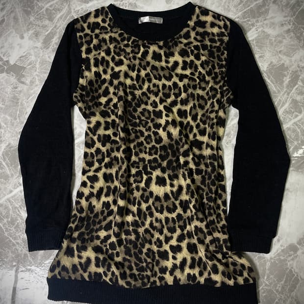 leopard round knit