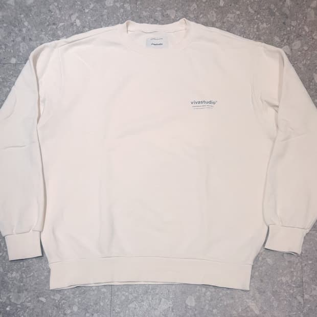 💥비바스튜디오 스웻셔츠 아이보리 (XL)

