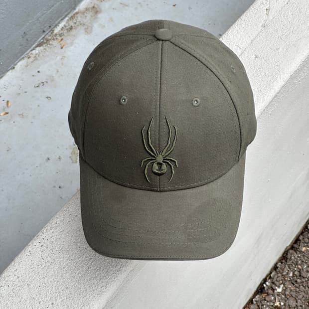 [F] 스파이더 로고 카키색 볼캡 모자