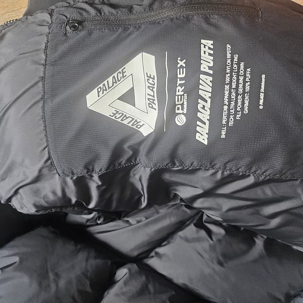 팔라스 퍼텍스 매트 바라클라바 푸파 블랙 - 23FW