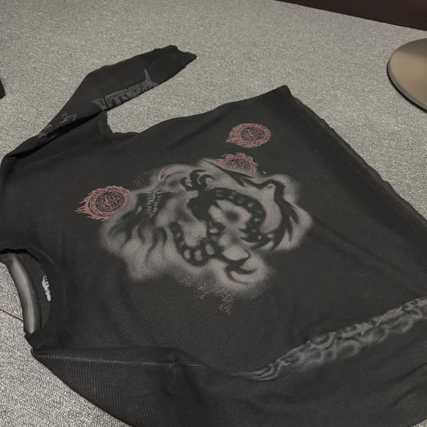 트래비스 스캇 머천 롱슬리브 M