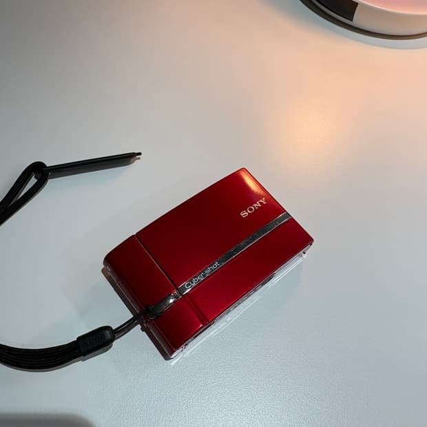 소니 사이버샷 t50