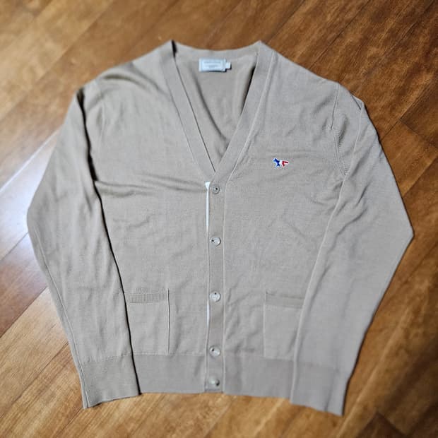 메종키츠네 버진울 폭스 패치 가디건 베이지