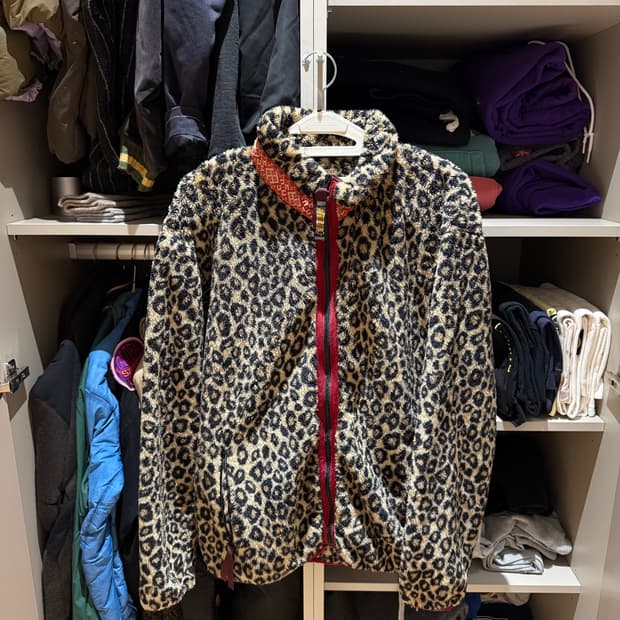 캐피탈 호피 후리스