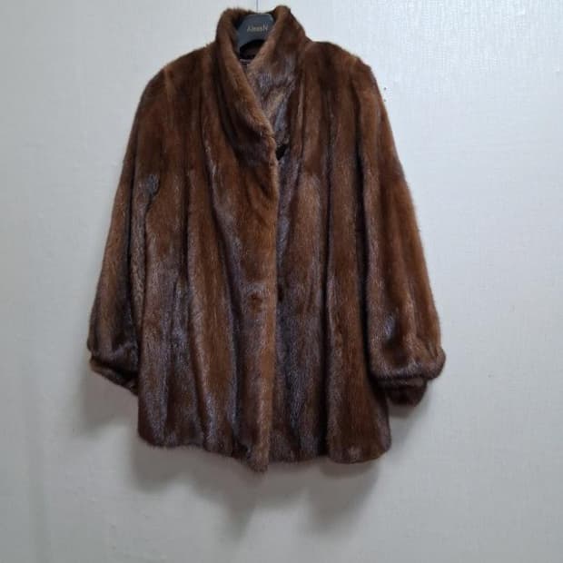 휘메일 밍크코트 브라운 서남모피 암밍크 최상의컨디션77
