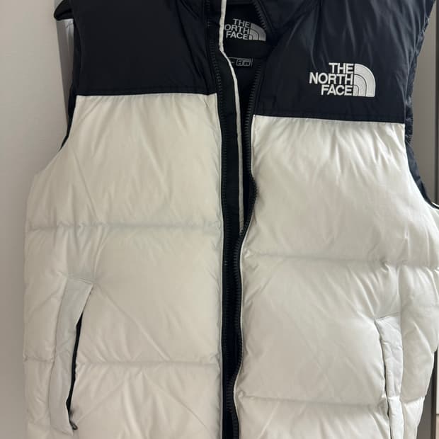 노스페이스 눕시 패딩 조끼 M사이즈