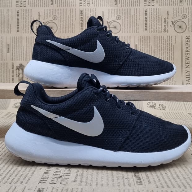 나이키 로쉬원 여성운동화225