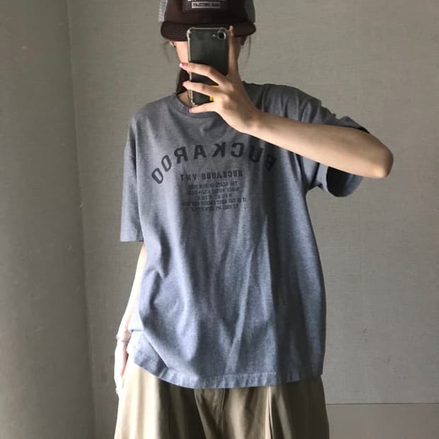 버카루 그레이 오버핏 반팔티셔츠