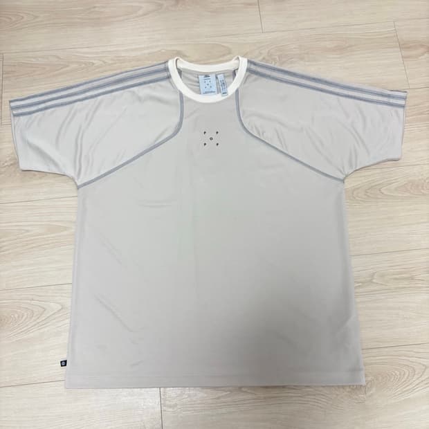 아디다스 x 팝트레이딩 테크 반팔 티셔츠 L