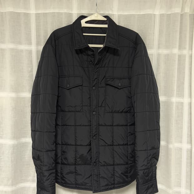 유니클로 경량패딩셔츠 xl