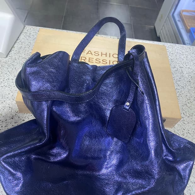 유광블루 가죽 가방