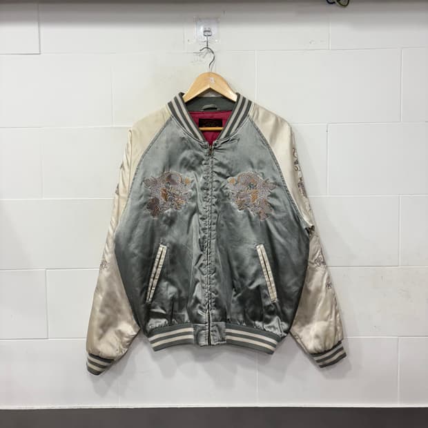 정글스톰 드래곤 자수 스카쟌