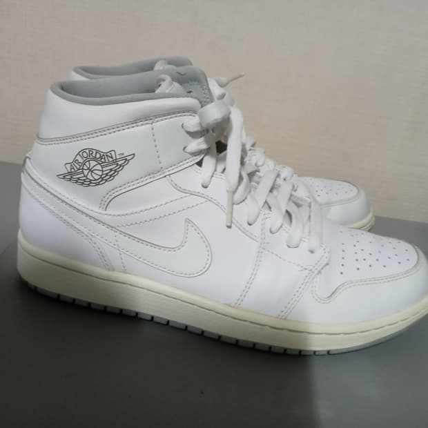 나이키 에어조던1 미드 265