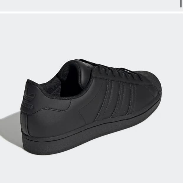 [아디다스] 슈퍼스타 올블랙 가죽 스니커즈 240mm