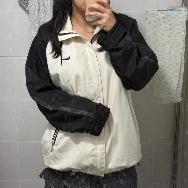 나이키 올드스쿨 트랙로고 바람막이 (아이보리&블랙)