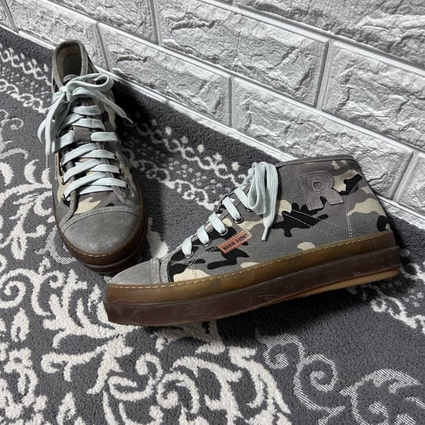 Ruco line 카모 검 솔 스니커즈