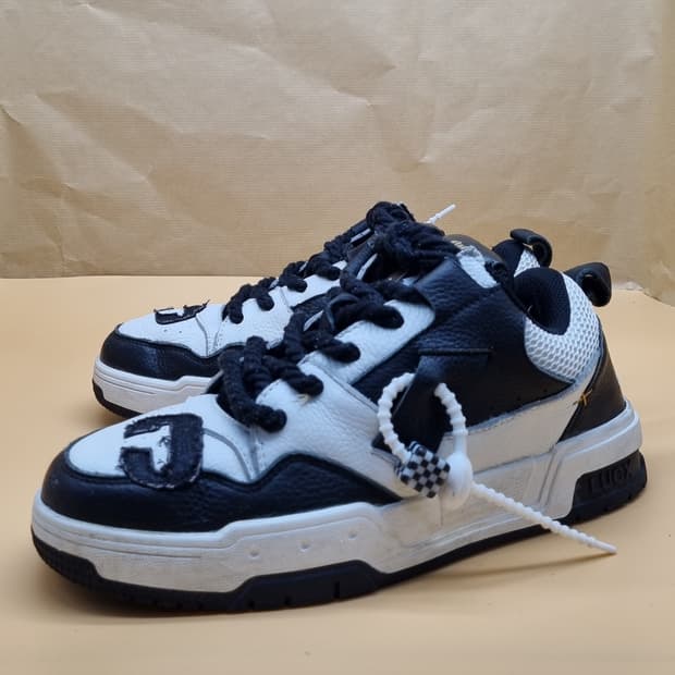 LUCK. 남성운동화270 