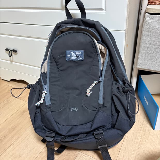 패리티 멀티 포켓 백팩 20L